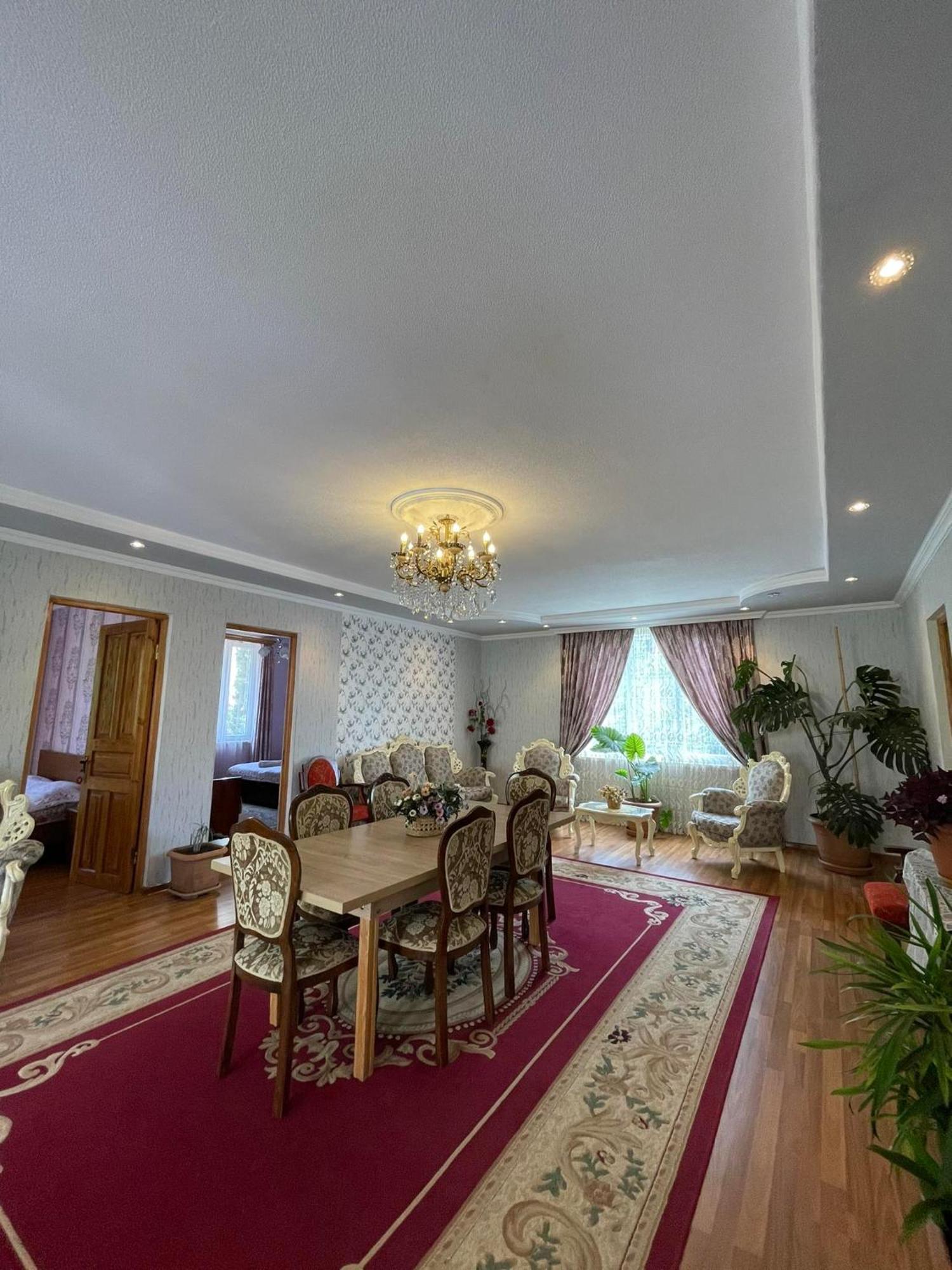 Hotel Irina à Tskhaltubo Extérieur photo