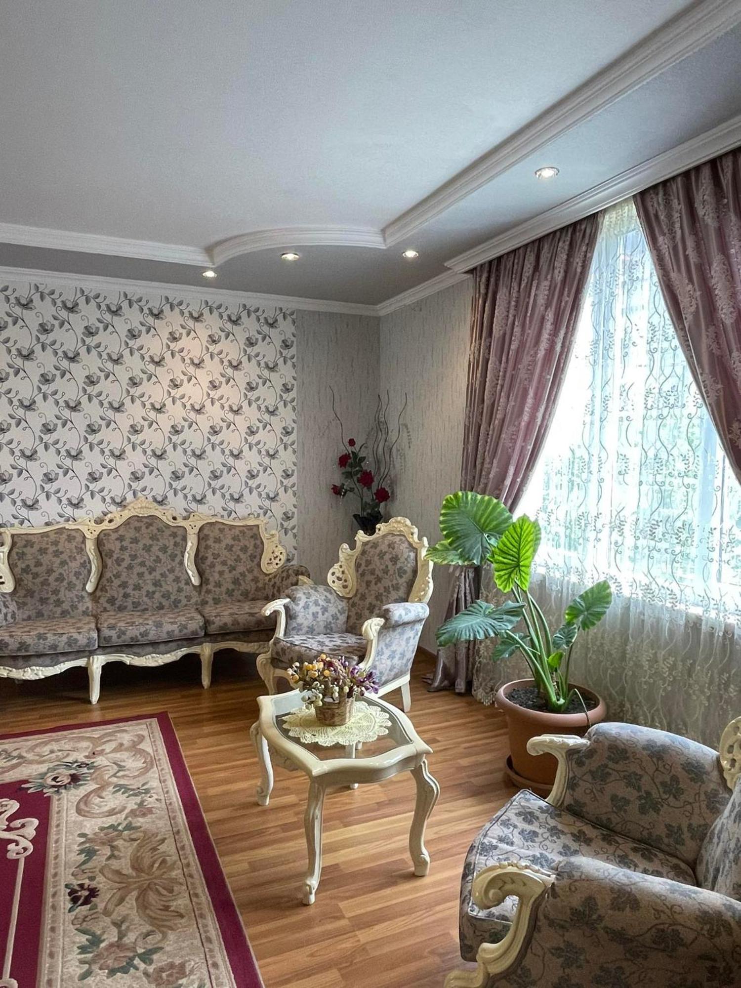 Hotel Irina à Tskhaltubo Extérieur photo