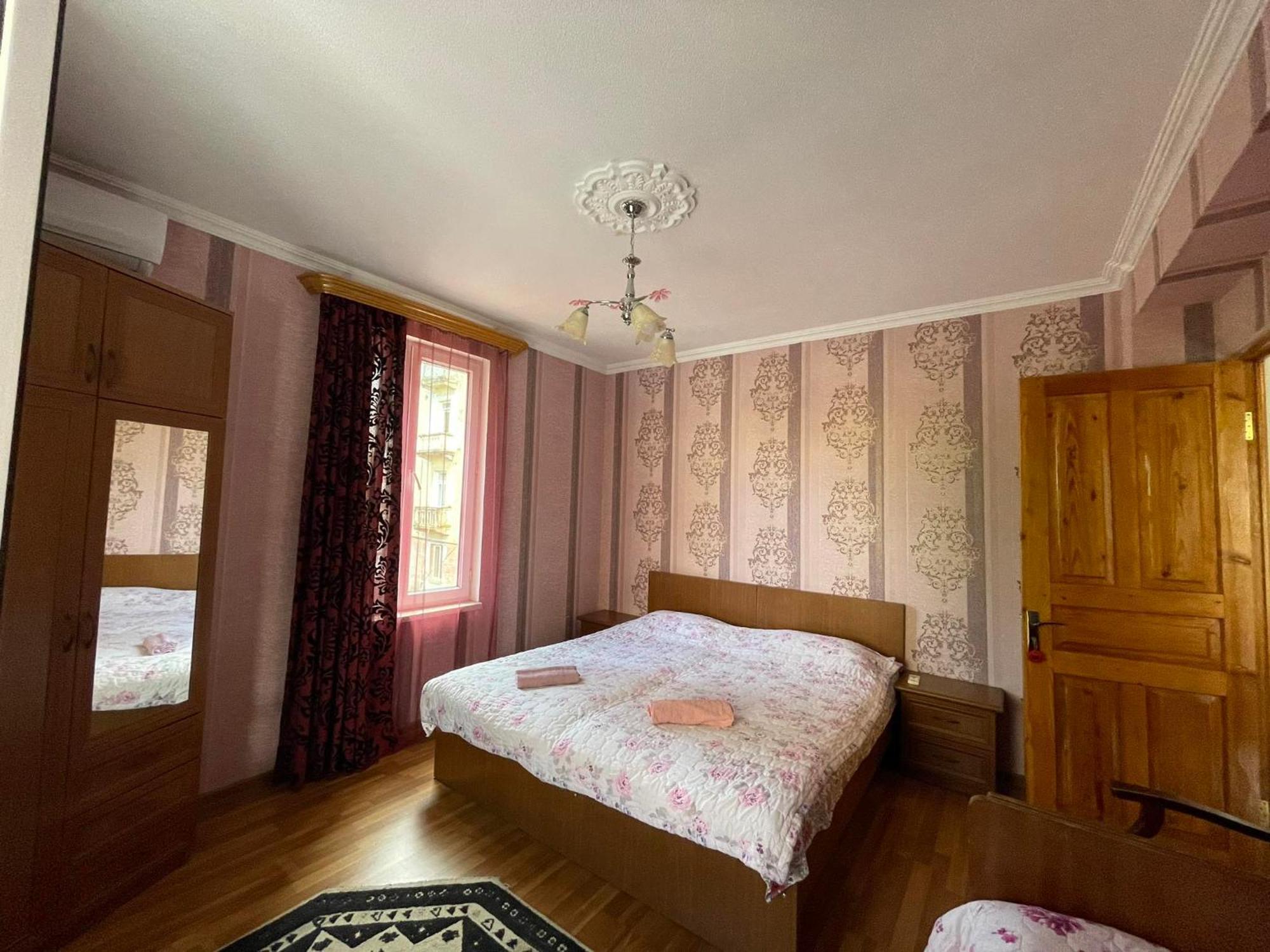 Hotel Irina à Tskhaltubo Extérieur photo